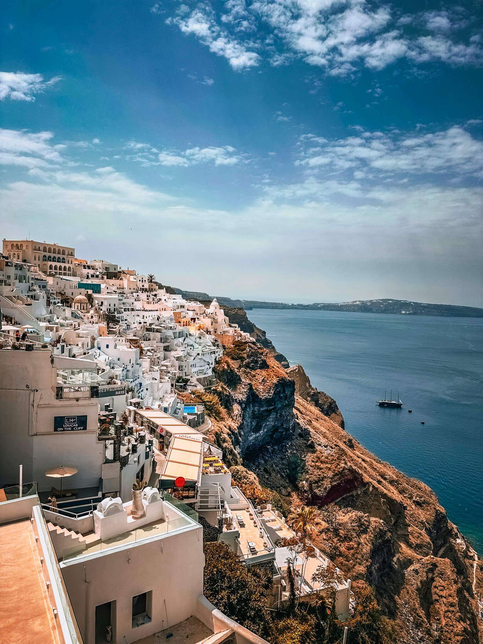 Enigma Club in Santorini, Fira Town